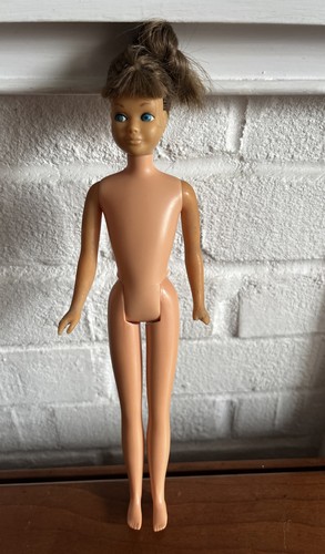Vintage brunette skipper doll - vintage,